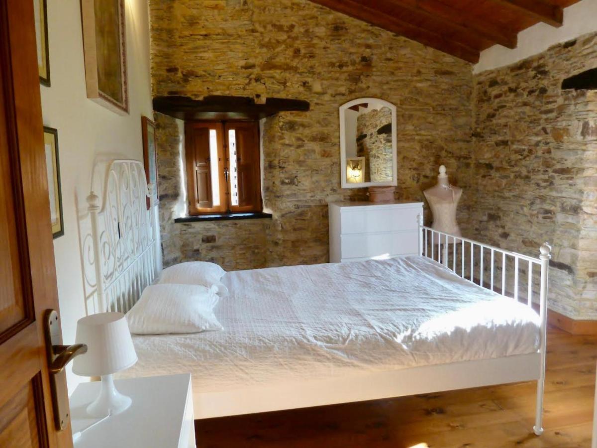 Villa Casita Feliz Entre Montanas Y Cerca Del Mar à Trabada Extérieur photo