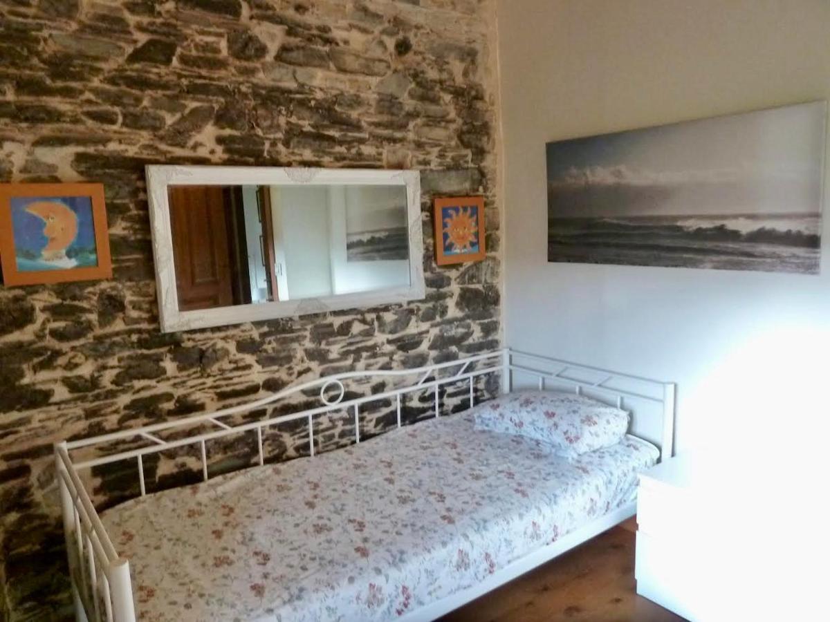 Villa Casita Feliz Entre Montanas Y Cerca Del Mar à Trabada Extérieur photo